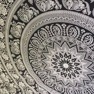 Meet your Posher, Camille